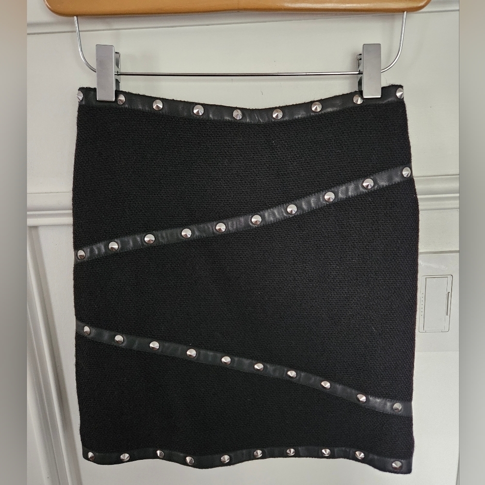 The Kooples 25" waist leather trim studded‎ wool mini skirt EU 34